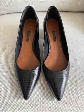 Black Pointed Leather block heal